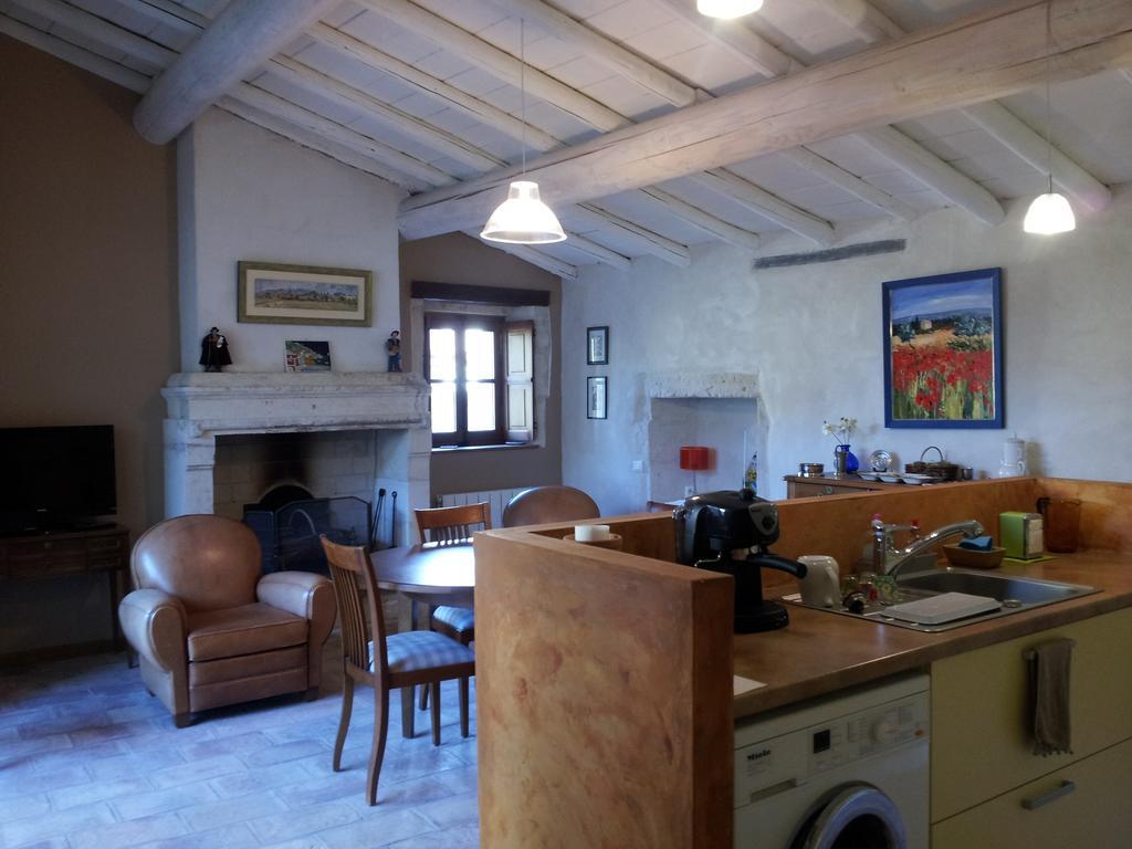 Le Petit Domeynes Apartment Room photo
